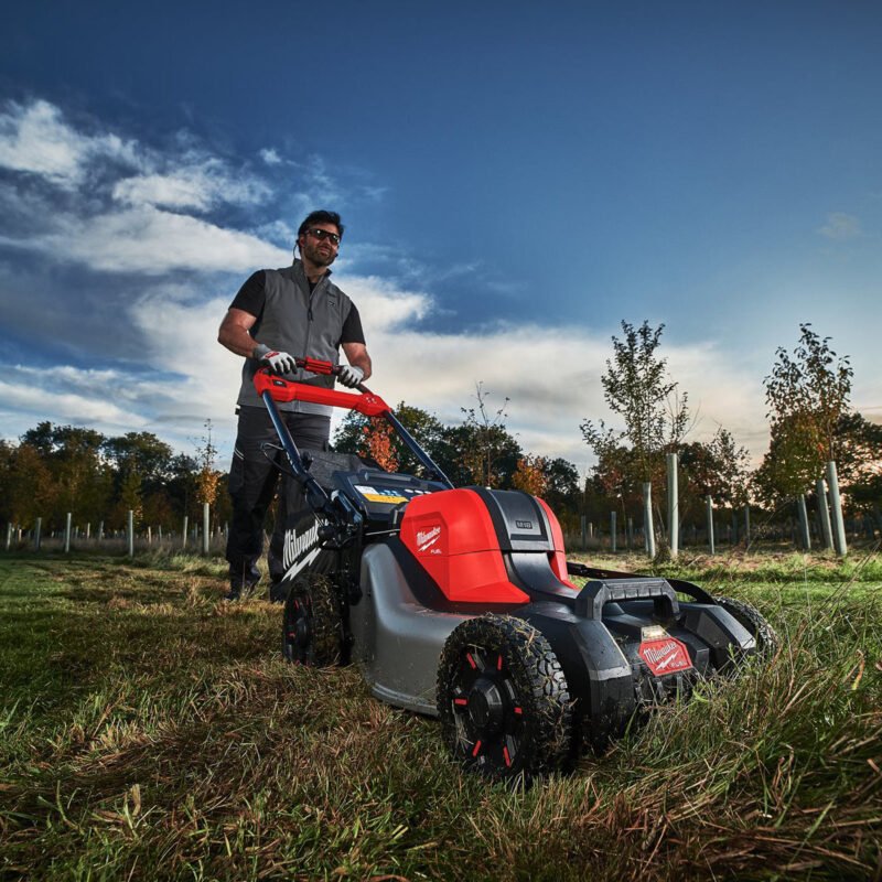 Milwaukee M18F2LM46-0 36V FUEL Brushless 46cm Self Propelled Lawn Mower with 2 x 8.0Ah Battery & Charger